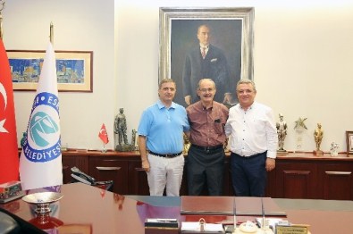 Kuşadası'ndan Büyükerşen'e Ziyaret