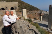SAHİL YOLU - Vali Çakacak, Sahil Yolu Tünel İnşaatında İncelemelerde Bulundu