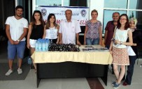 Aydın Polisi Üniversiteye Kayıt Yaptıran Öğrencileri Bilgilendirdi