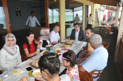 Başkan Yemenici Çocuklarla Bir Araya Geldi