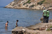 TATİL KÖYÜ - Kuşadası'nda 2 Plajdan Denize Giriş Yasaklandı
