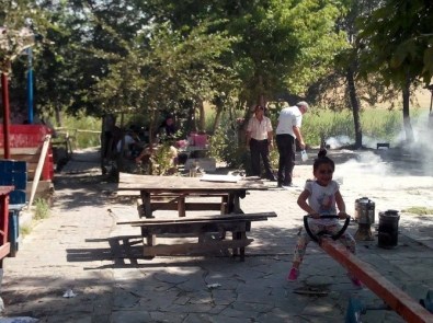 Erzurum'da Piknikçilere Kene Uyarısı