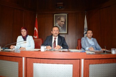 İzmit Belediyesi Meclis Toplantısı Yapıldı