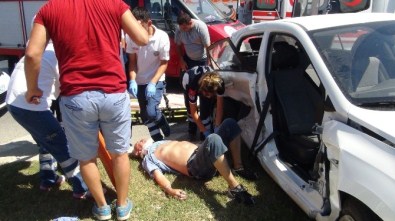 Manavgat'ta Trafik Kazası Açıklaması 5 Yaralı