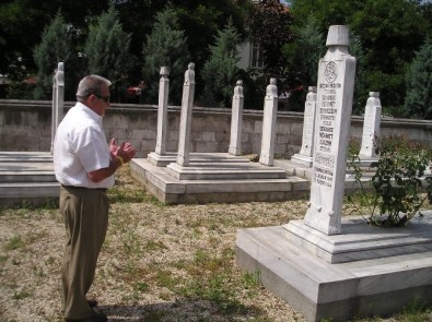 Şehzadenin Annesi Hayatını Kaybetti