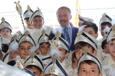 Sünnet Olacak Yüzlerce Çocuk Boğaz Turu Yaptı