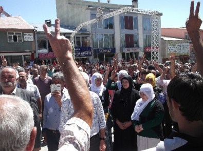 Varto'da 'Barış' Mitingi