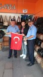DAĞLıCA - Aksaray Belediyesi'nden Esnaflara Türk Bayrağı