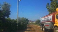 Alaşehir Belediyesi Piyadeler Mahallesinde Sathi Kaplama Çalışmalarına Başladı