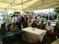 TERÖRE LANET - Başkan Çetin Şehit Ailesini Yalnız Bırakmadı