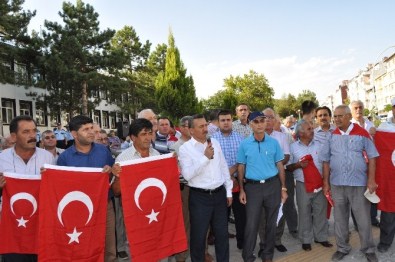 Seydişehir'de 'Her Yere Bayrak Teröre Lanet' Kampanyası