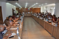 Silifke'de 300 Öğrenci Ailesine Aylık 100 Lira Yardım