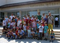 Zeytinköylü Öğrencilere Müzede Tarih Dersi