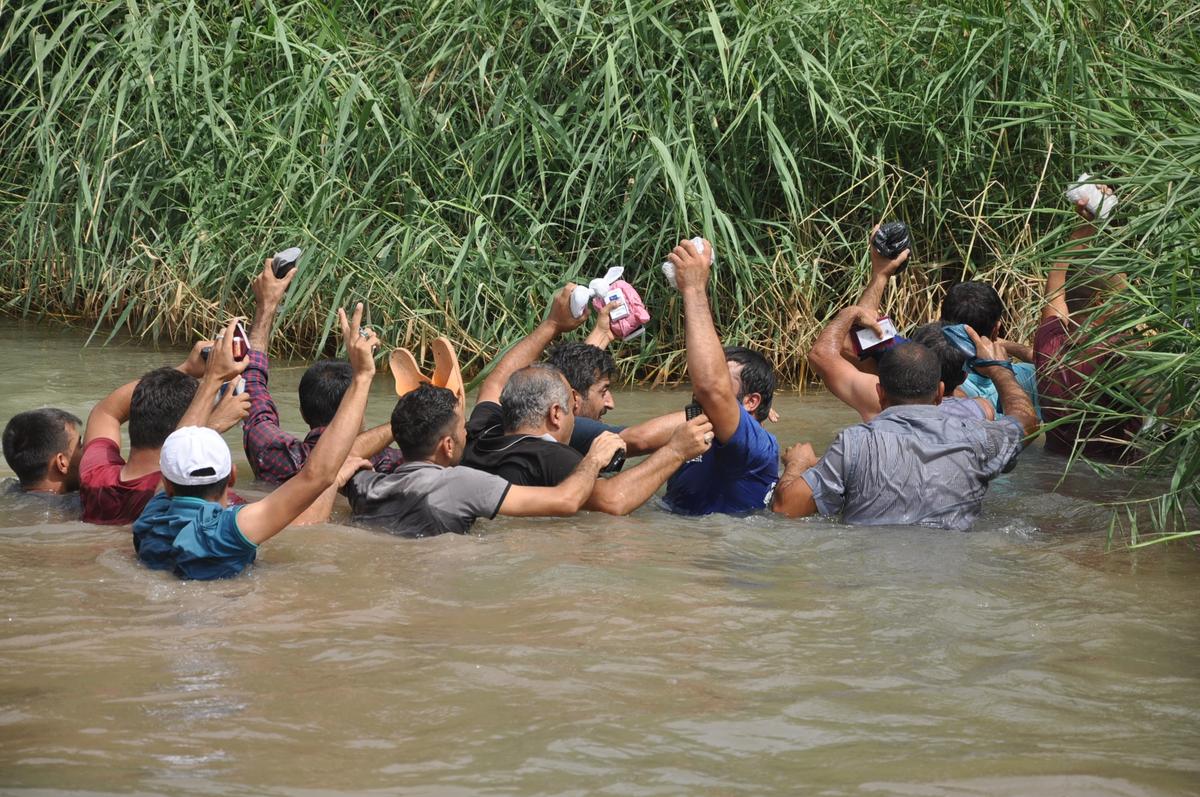 Sürücülerin sınırdan kaçak girişi engellendi