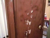 HALKEVLERI - Halkevleri Yerine Yanlış Eve Gittiler