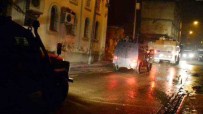 Hükümet Konağına Bombalı Saldırı Açıklaması 1 Polis Yaralı