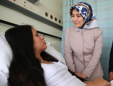 Sare Davutoğlu'ndan Mutlu Kaya'ya ziyaret