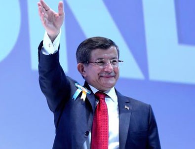 Davutoğlu yeniden AK Parti Genel Başkanı