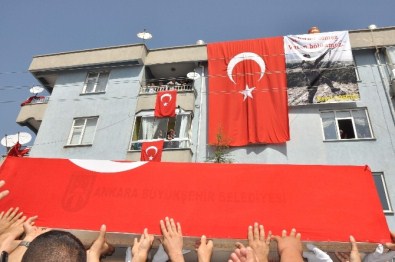 Dağlıca Şehidinin Cenazesi Baba Ocağında