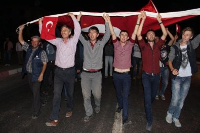 İhsaniye Teröre Karşı TEK Yürek Oldu