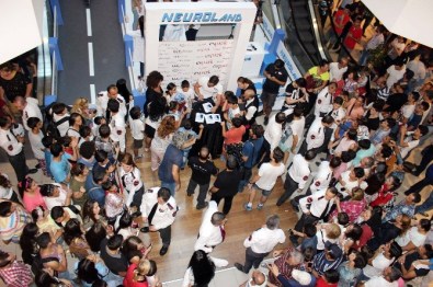 Turabi'ye Eskişehir'de Yoğun İlgi