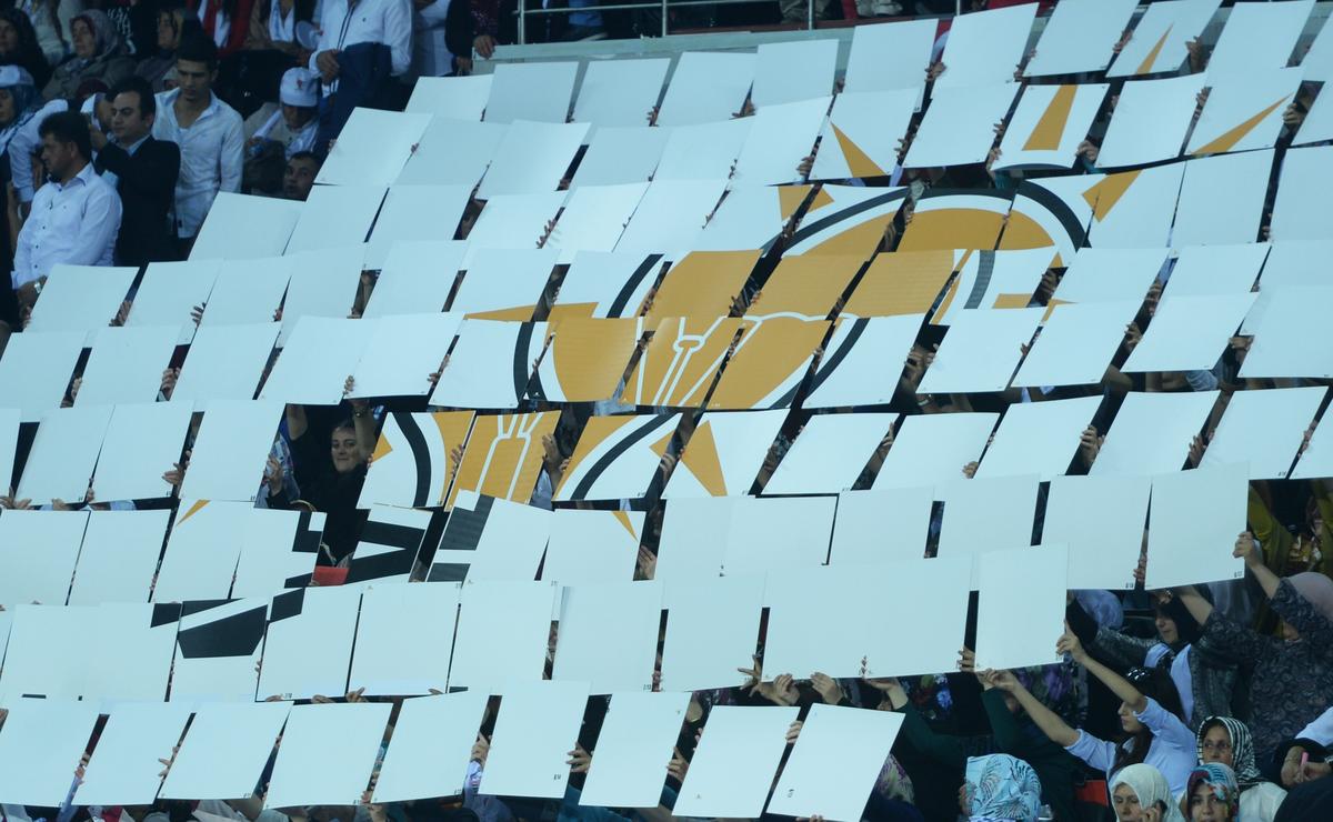 AK Parti'de kongre günü