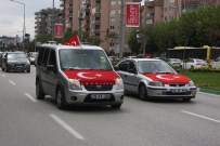 Bursa'da Yüzlerce Araç Teröre Tepki İçin Yollara Döküldü