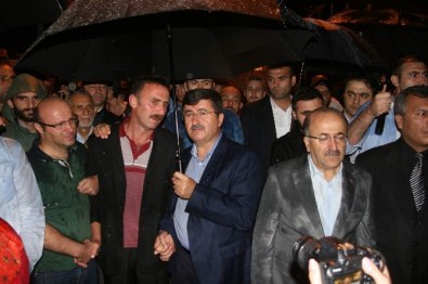 Şırnak'ta Şehit Olan Polis Memuru Yıldırım'ın Cenazesi Memleketi Trabzon'a Getirildi
