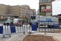 DİYARBAKIR VALİLİĞİ - Sokağa Çıkma Yasağının Olduğu Sur İlçesinde Güvenlik Önlemleri Artırıldı