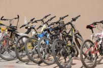 5 Çocuk 1 Ayda 36 Bisiklet Çaldı