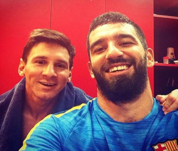 Arda'dan Messi'li Selfie