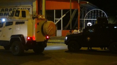 Diyarbakır'da roketatarlı saldırı: 3 Yaralı