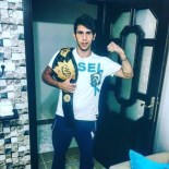 SEYFULLAH - Erdoğan Profesyonel Boks Hazırlık Kampına Davet Edildi