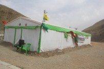 FUTBOL MAÇI - HDP'li Vekilden Protesto Çadırına Ziyaret