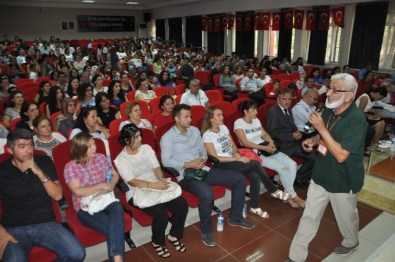 Prof. Dr. Açıkalın'dan Öğretmenlere Konferans