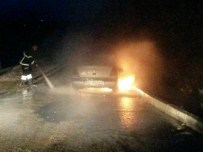 KOZCAĞıZ - Seyir Halindeki Otomobil Alev Alev Yandı