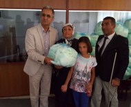 AKÜLÜ ARABA - Sivas'ta İhtiyaç Sahiplerine Hasta Bezi Dağıtıldı