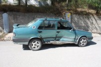 İSLAMOĞLU - Ticari Taksi İle Otomobil Çarpıştı Açıklaması 1 Yaralı