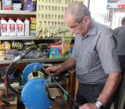 BIÇAKÇILIK - Kurban Bayramı Bıçakçının Yüzünü Güldürüyor