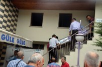 MEHMET YAPıCı - Öğretmen Mescitte Kendini Astı