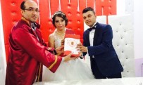 NAMAZ HOCASı - Sandıklı Belediyesi'nden Yeni Evlenen Çiftlere 'Nikah' Hediyesi