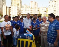 CAFER ESENDEMIR - Karalar'dan Amatör Sporculara Profesyonel Malzeme Yardımı