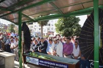 MEHMET YAPıCı - Sezgin Öğretmen Son Yolculuğuna Uğurlandı