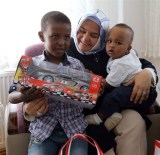 İNSUYU - Bakan Gürcan'dan Somalili Miniklere Bayram Hediyesi