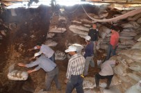 Yozgat'ta Saman Deposunda Yangın