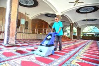 ULU CAMİİ - Büyükşehirden Camilerde Bayram Temizliği