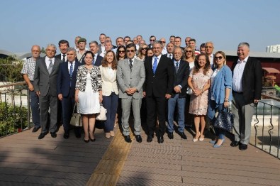 Karşıyaka Hizmette TEK Vücut