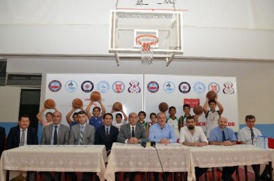 Pamukkale'de 8 Kurum Çocuklar İçin Buluştu