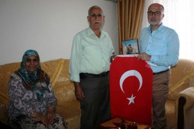 AK Parti Osmangazi Teşkilatından Şehit Ailesine Ziyaret