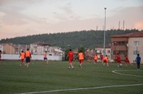 DERBİ MAÇI - Derbi Maçı Öncesi Taraftarlardan Futbolculara Baklava